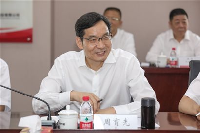 集团党委书记、董事长周育先指导工作
